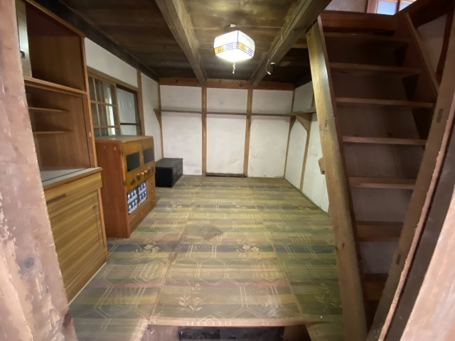 丹波市山南町大河の中古一戸建のその他|納屋　板間