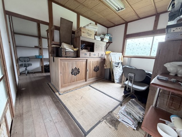 丹波市山南町大河の中古一戸建のその他|倉庫　板間　物入