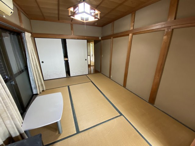 丹波市山南町大河の中古一戸建の和室|離れ6帖