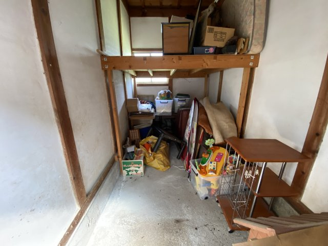 丹波市山南町大河の中古一戸建のその他|倉庫　土間コンクリート　物入