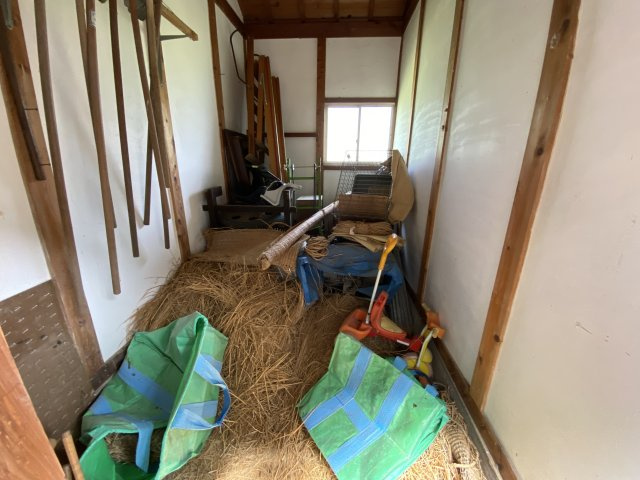 丹波市山南町大河の中古一戸建のその他|倉庫　土間コンクリート　物入