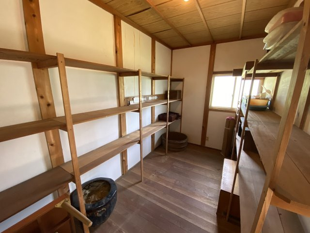 丹波市山南町大河の中古一戸建のその他|倉庫　板間　物入