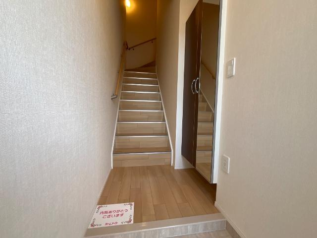 コスモスの玄関|玄関