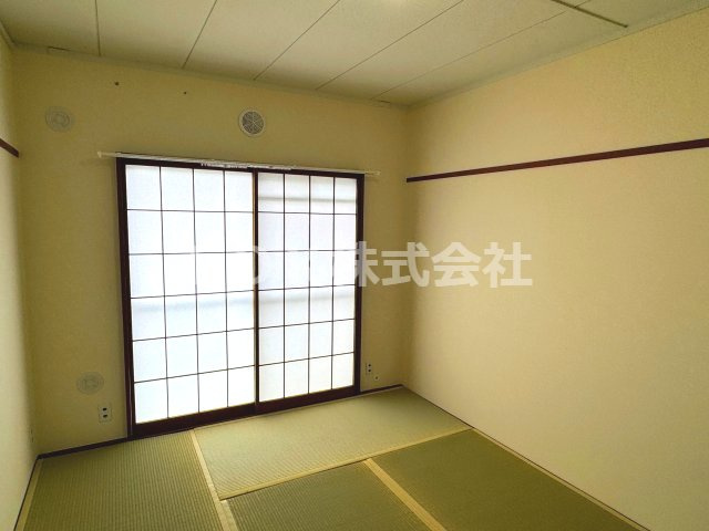 【和室】 | 売主/薬円台グリーンハイツ1棟 | 和室6.0帖／押入付／DK続き間