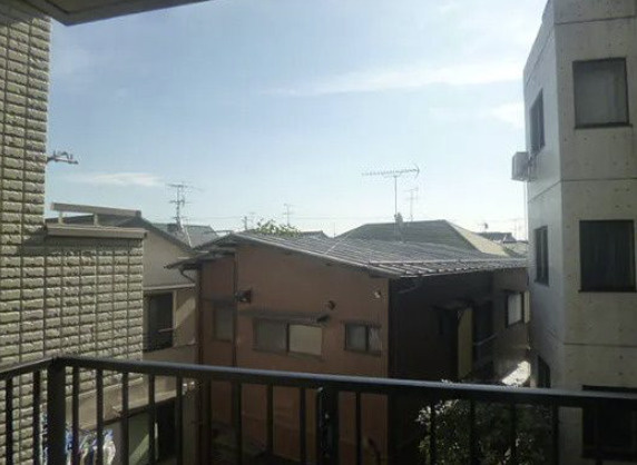ルミークアン笹塚のバルコニー