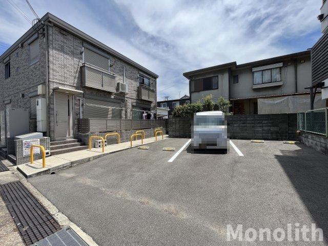 CROSS大手町の駐車場