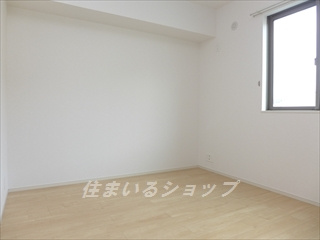 エトワールの洋室