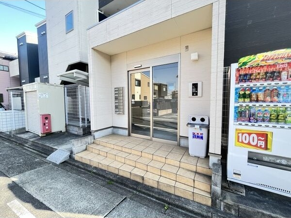 マーベラス豊国のエントランス