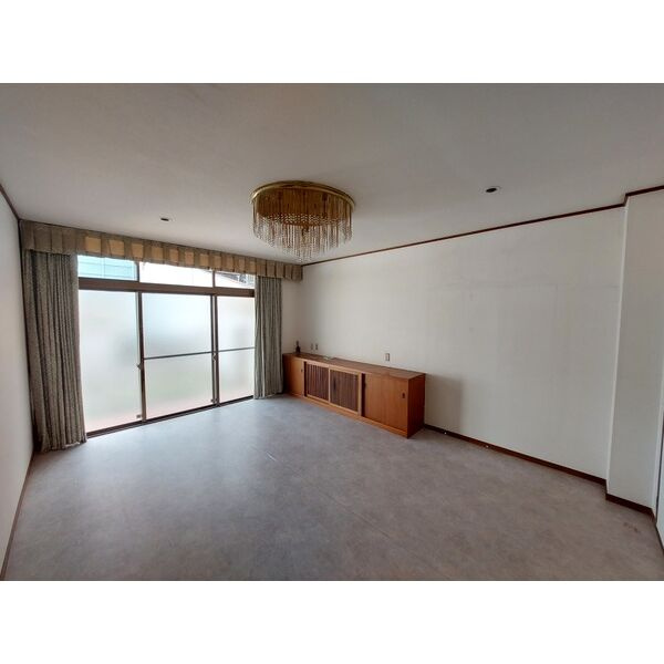 御供町戸建の内装