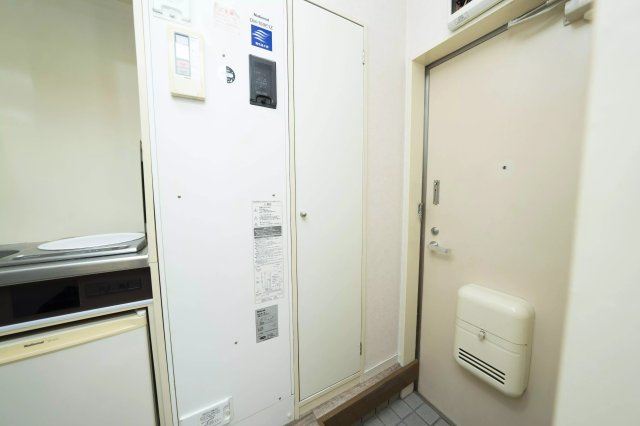 AP293 シャンブルK 103の玄関|



