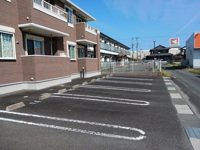 【駐車場】 | ウィステリアガーデンＨ