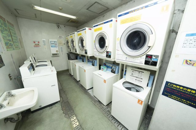 AP560 フォーラムイン・東京 812の設備|



