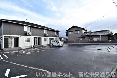 【駐車場】 | ナーブ観音寺 | 駐車場