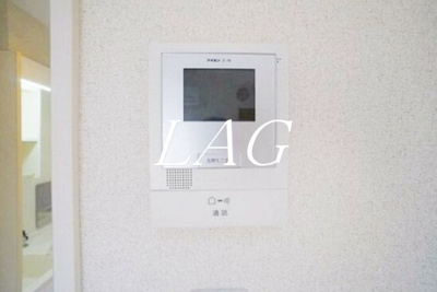 【セキュリティ】 | コンパートメントハウス元住吉 | モニター付インターホンです。