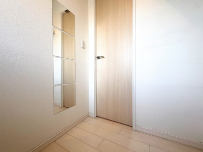 【収納】 | ライオンズマンション妙蓮寺第5 | ◆荷物の多い方には嬉しい収納スペースです。季節物やスーツの収納等にピッタリです。