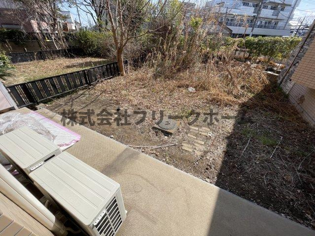 小金井市中町２丁目の賃貸マンションのバルコニー