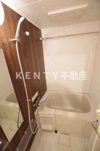 【浴室】 | ブライズ多摩川ＤＵＥ | きれいなお風呂です