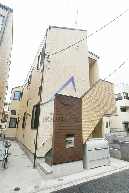 Latte池袋本町 