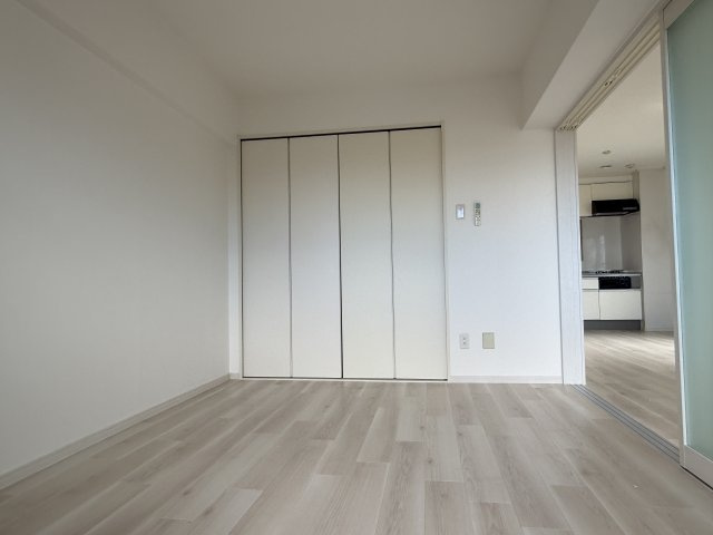 山﨑ビルの寝室
