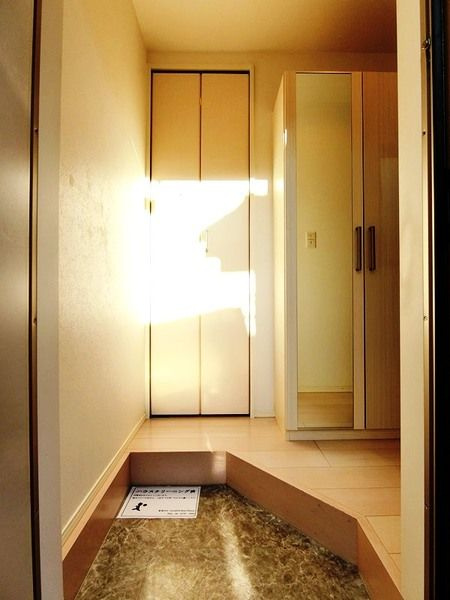 ハーモニーテラス太子橋 の玄関