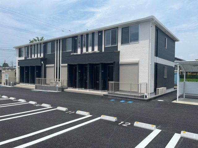 仮）つくばみらい市小絹新築アパートの駐車場