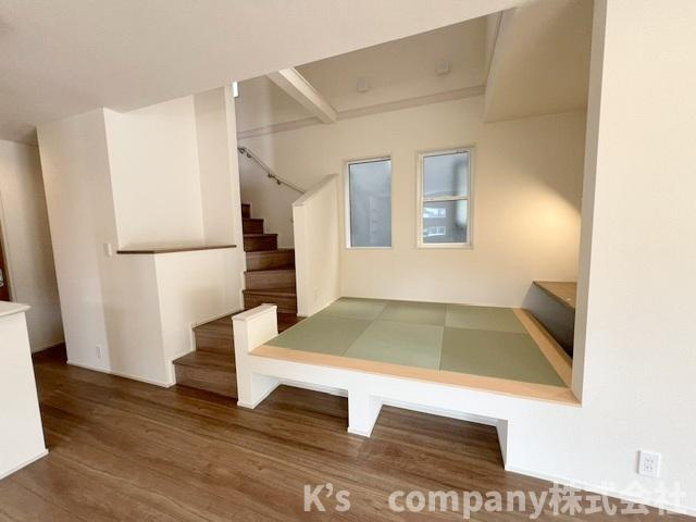 ◎茅ヶ崎市室田3丁目　新築戸建　1号棟のその他|畳敷のマルチスキップ☆リビングに裸足でくつろげるスペースとして重宝します☆