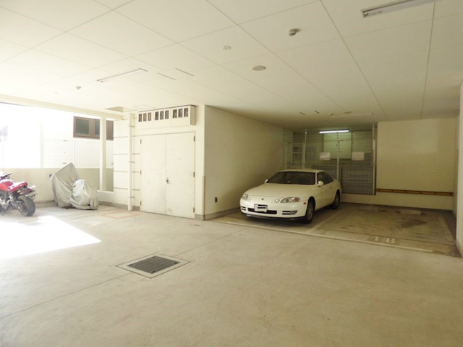 当店は家主強制でない場合、消毒・抗菌代や安心サポート代など不要費用は一切不要。オンライン案内可。
