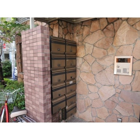 パルムドールハイムのエントランス|メールボックス