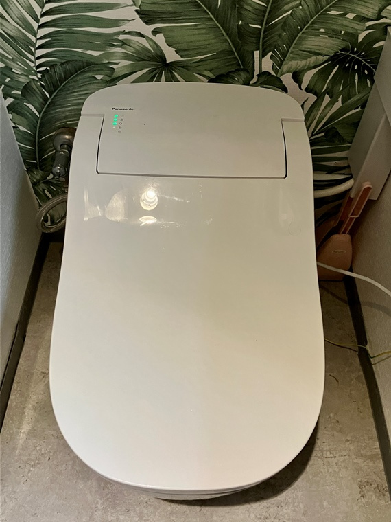 清水戸建のトイレ|コンパクトで使いやすいトイレです