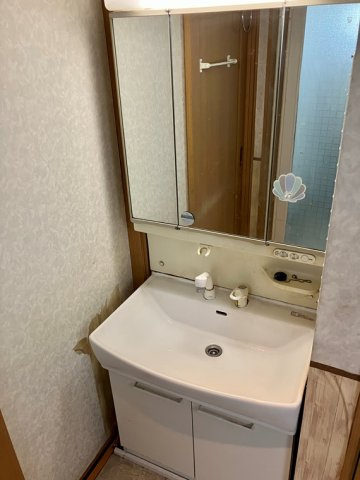 清水戸建の洗面所|コンパクトで使いやすい洗面所