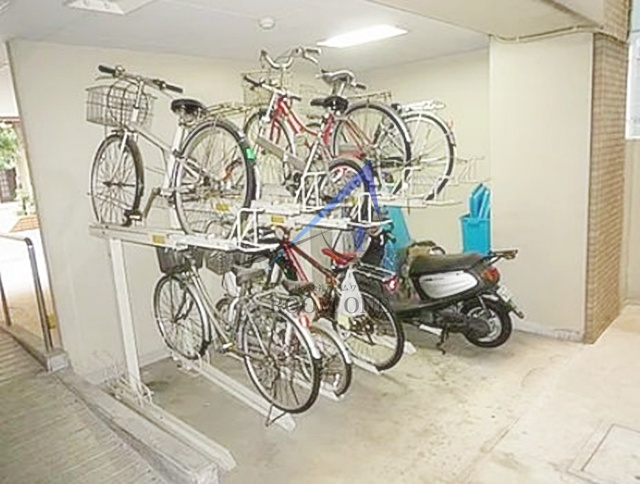 アビテ目白のその他共用部分|駐輪場です。