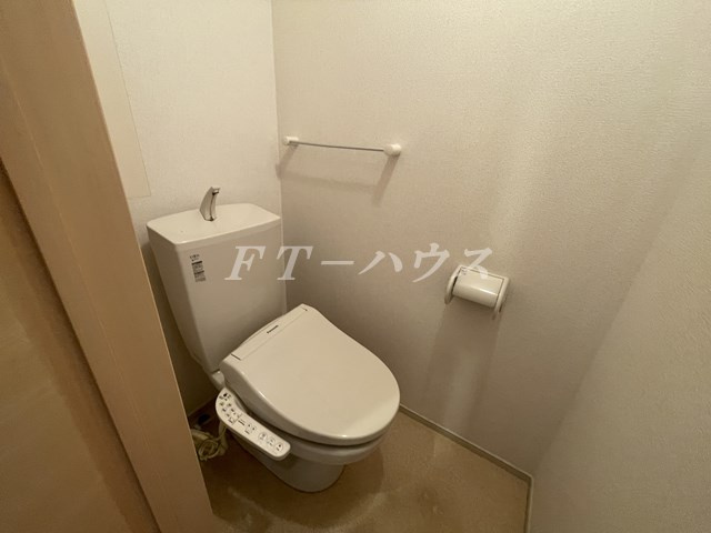 船橋市三山８丁目のアパートのトイレ