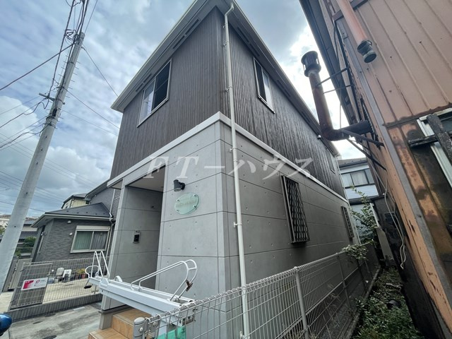 船橋市三山８丁目のアパートの外観