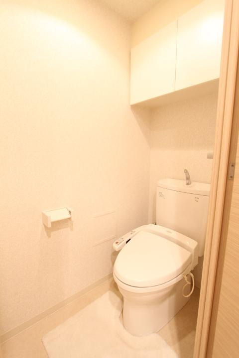 プライムアーバン用賀のトイレ|清潔感のあるトイレです