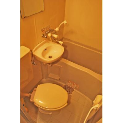 フェニックス桜上水の内装|明るい色調の室内です