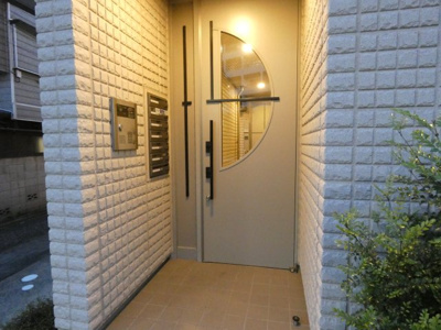 【エントランス】