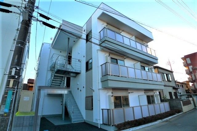 所沢市くすのき台２丁目の賃貸マンションの外観