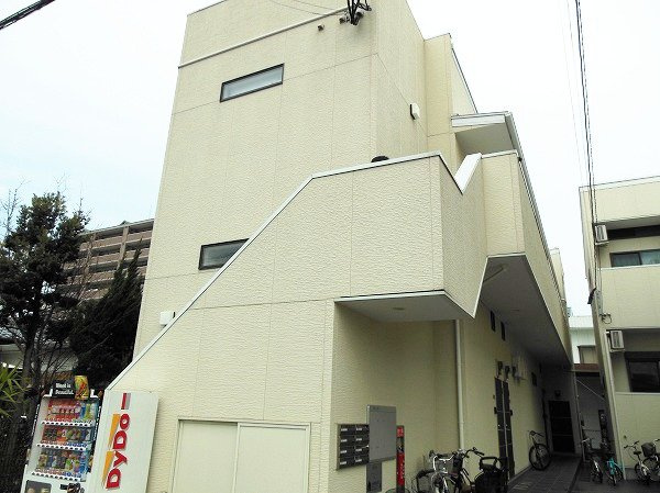 abetinaのエントランス