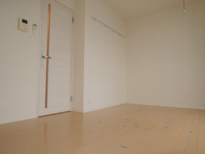 【寝室】