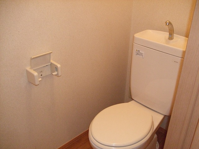 ドエルのトイレ