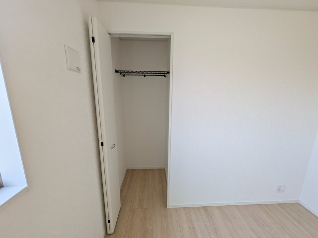 我孫子市湖北台　第25　新築戸建て　１号棟の収納