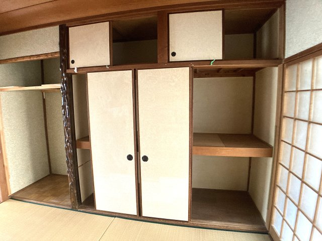 BLAN CUBE西山の収納|大きな押し入れ収納スペースもございます