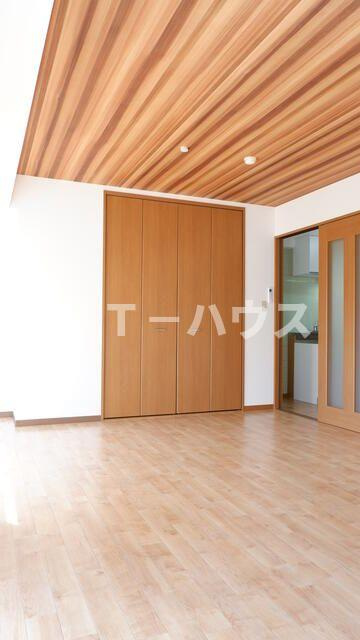 マンション第二青山の寝室