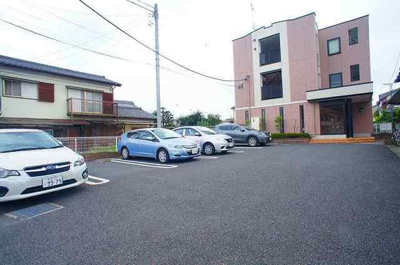 【駐車場】 | オンブラージュ | 駐車場があります
