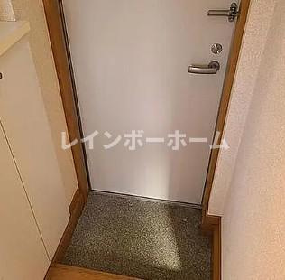メゾンラフィットの玄関