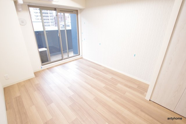 プレサンス上町台筆ヶ崎NORTH　仲介手数料無料の居間・リビング
