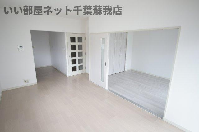 フルネスライズハチケンの洋室|コンパクトで使いやすい洋室です