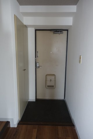【玄関】 | グランデスト丸山台