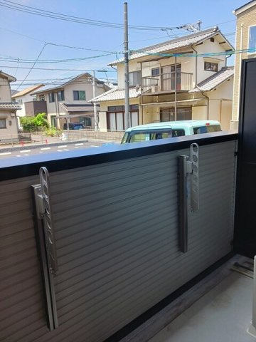 エスポワール鶴江　Ｃのバルコニー|暖かな日差しのふりそそぐバルコニー