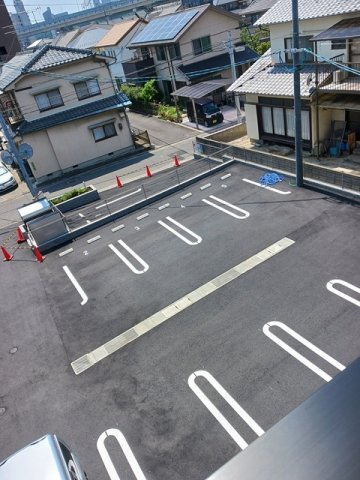 エスポワール鶴江　Ｃの駐車場|駐車場完備です